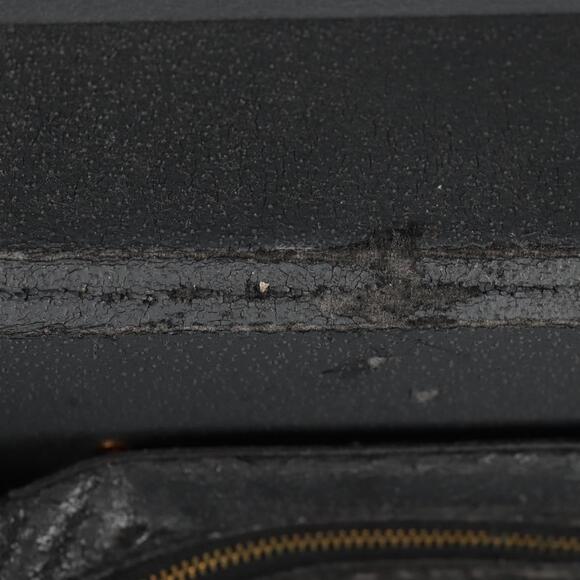 LOUIS VUITTON Vanity Epi Shoulder Bag Black LV Auth 148141A - Picture 10 of 16